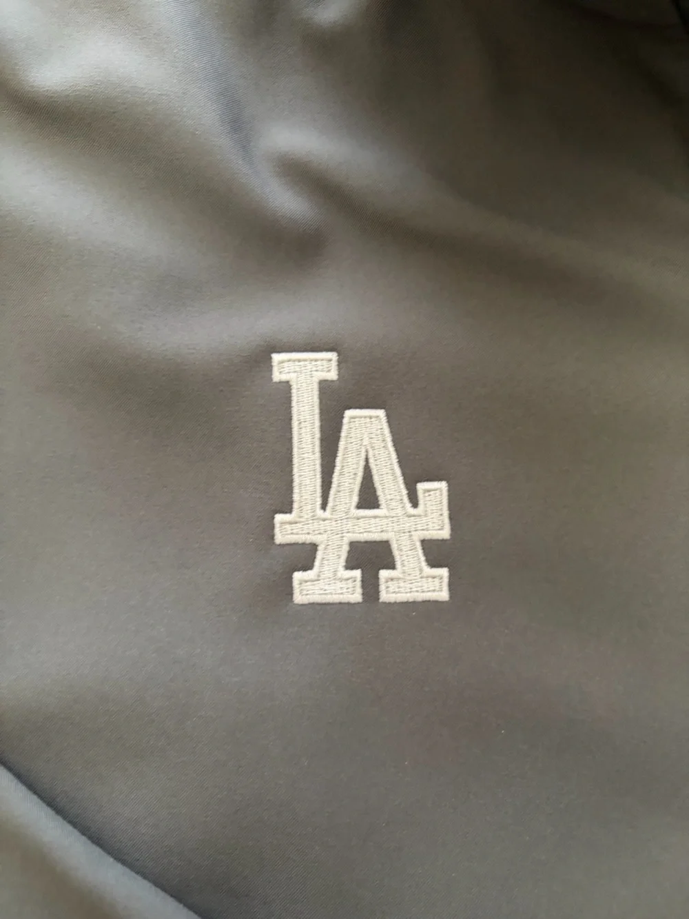 Columbia Men’s LA Logo Performance Softshell Jacket in Gray